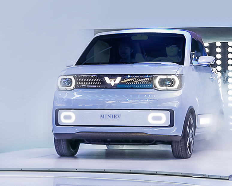 Auto show event marketing agency: 2021 auto shanghai wuling motors car picture